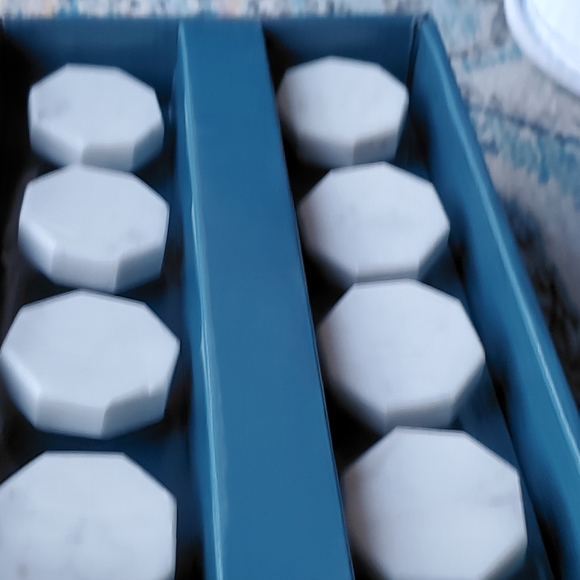 Set of 8 Octagonal White Stone (Marble or Quartz) Drawer Pulls NWT in box. - Picture 5 of 8